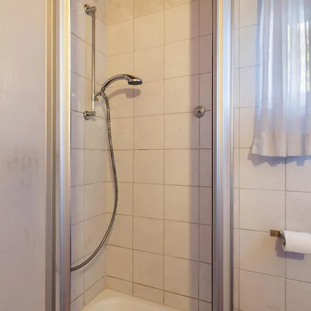Lindenhof Apartmán *